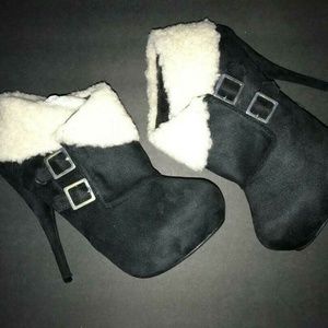 Black Khaki Buckles Platform Ankle Boots Size 9